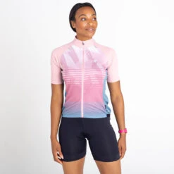 Dare 2b AEP Prompt Maillot De Fitness Zippé à Manches Courtes Pour Femme - Rose 10 Dare 2b AEP Prompt Maillot De Fitness Zippé à Manches Courtes Pour Femme - Rose -Vélo Mania aep prompt maillot de fitness zippe a manches courtes pour femme rose 3