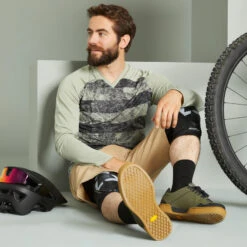 CHAUSSURES ALL MOUNTAIN POUR PEDALES PLATES GIRO TRACER 10 CHAUSSURES ALL MOUNTAIN POUR PEDALES PLATES GIRO TRACER -Vélo Mania chaussures all mountain pour pedales plates giro tracer 3