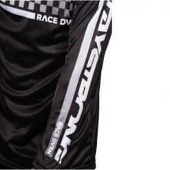 Stay Strong Maillot BMX Manches Longues Staystrong - Checker Noir 9 Stay Strong Maillot BMX Manches Longues Staystrong - Checker Noir -Vélo Mania maillot bmx manches longues staystrong checker noir 3