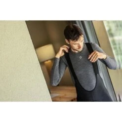 Rogelli Sous Maillot Manches Lounges Unisexe - Merino 10 Rogelli Sous Maillot Manches Lounges Unisexe - Merino -Vélo Mania sous maillot manches lounges unisexe merino 3